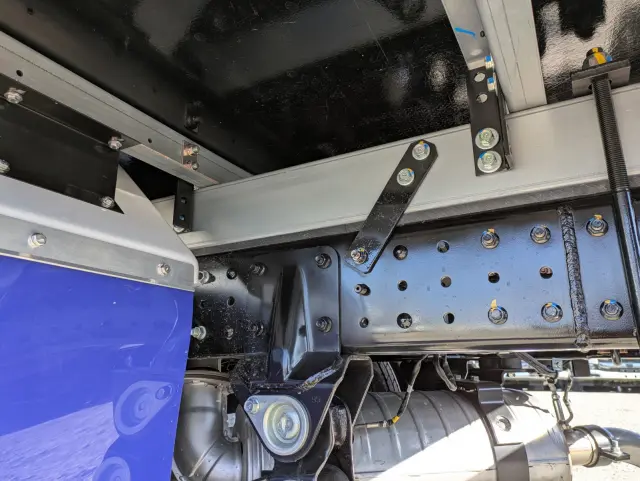 三菱 キャンター 2RG-FBAV0(2WD)の写真25