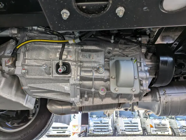 三菱 キャンター 2RG-FBAV0(2WD)の写真28