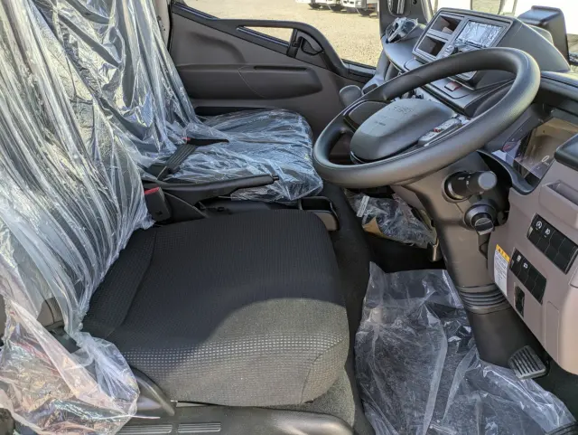 三菱 キャンター 2RG-FBAV0(2WD)の写真35