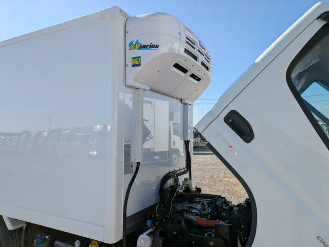 三菱 キャンター 2RG-FBAV0(2WD)の写真45