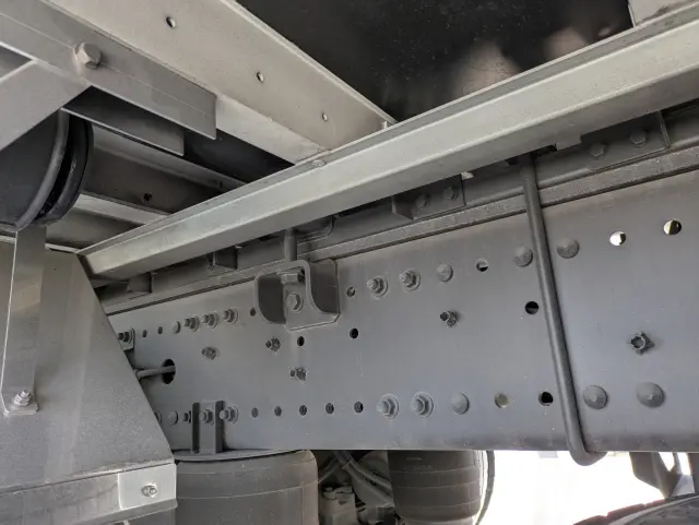 日野 プロフィア 2DG-FW1AHC(8x4)の写真22