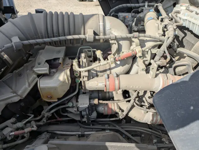 日野 プロフィア 2DG-FW1AHC(8x4)の写真46