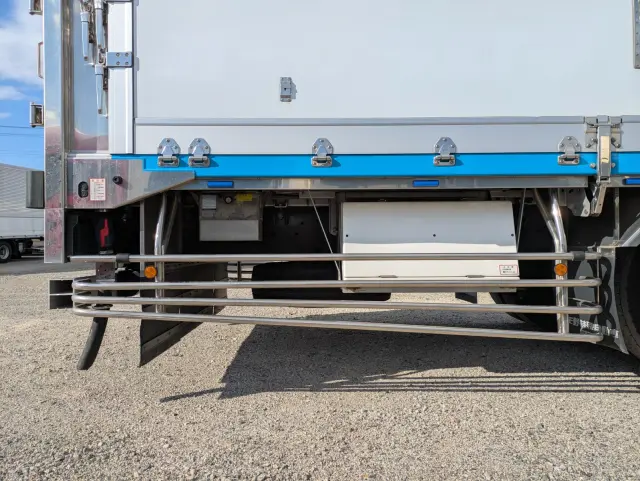 いすゞ ギガ 2PG-CYL77D(6x2)の写真31