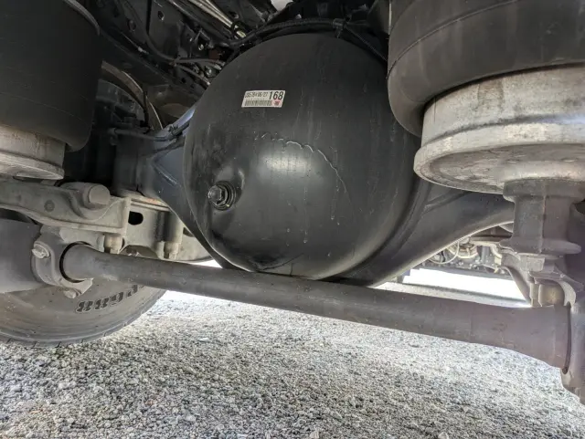 いすゞ ギガ 2PG-CYL77D(6x2)の写真32