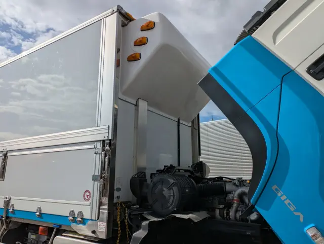 いすゞ ギガ 2PG-CYL77D(6x2)の写真50