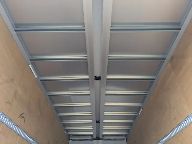 日野 レンジャー 2KG-FD2ABG(2WD)の写真16