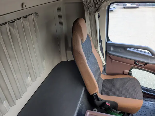 日野 レンジャー 2KG-FD2ABG(2WD)の写真33