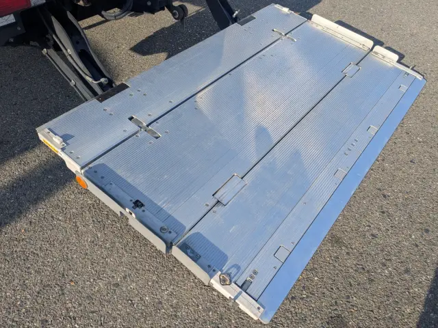 日野 デュトロ 2RG-XZU710M(2WD)の写真10