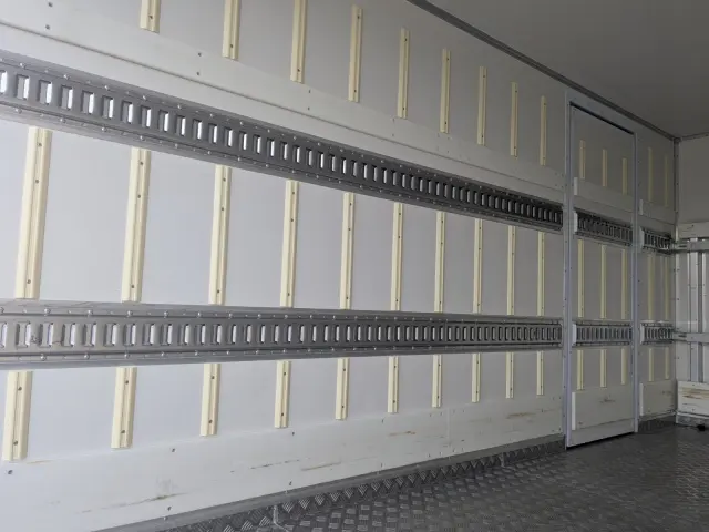 日野 デュトロ 2RG-XZU710M(2WD)の写真17