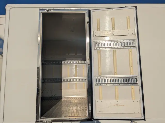 日野 デュトロ 2RG-XZU710M(2WD)の写真29