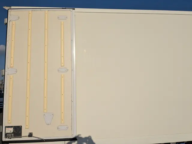 日野 デュトロ 2RG-XZU710M(2WD)の写真32