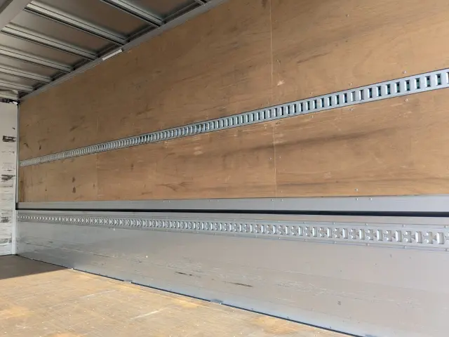 日野 レンジャー 2KG-FD2ABG(2WD)の写真14