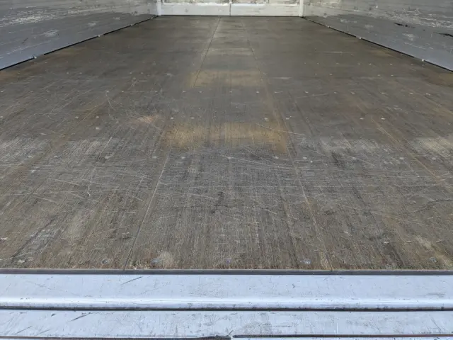 日野 レンジャー 2KG-FD2ABG(2WD)の写真18