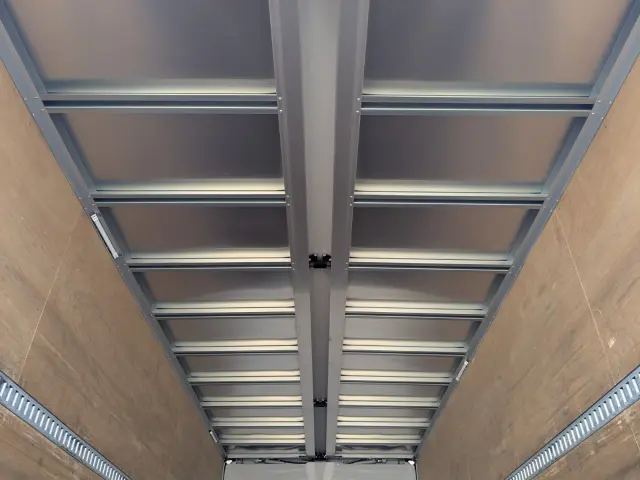 日野 レンジャー 2KG-FD2ABG(2WD)の写真19