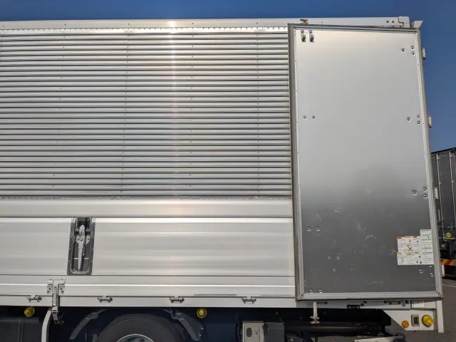 日野 レンジャー 2KG-FD2ABG(2WD)の写真24