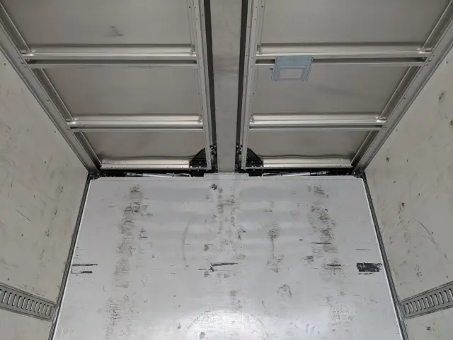 ＵＤ クオン 2PG-CG5CA(8x4)の写真15