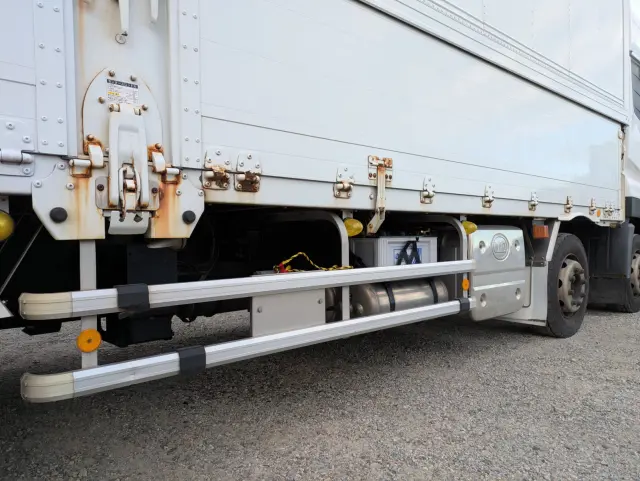 ＵＤ クオン 2PG-CG5CA(8x4)の写真32