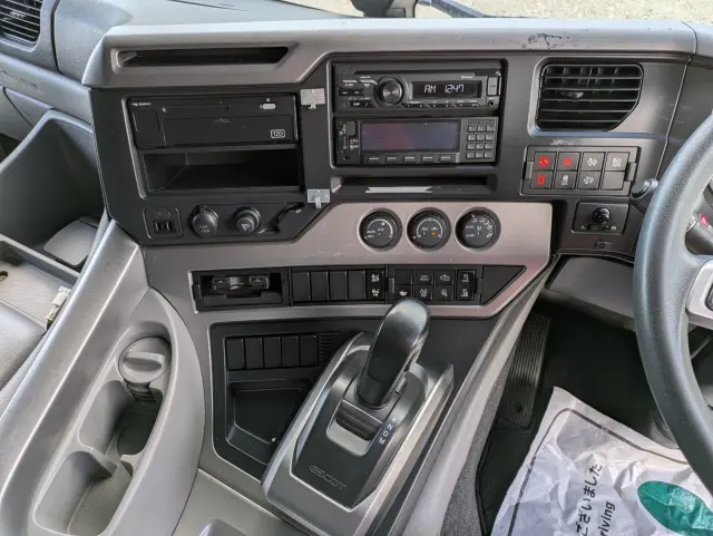 ＵＤ クオン 2PG-CG5CA(8x4)の写真40