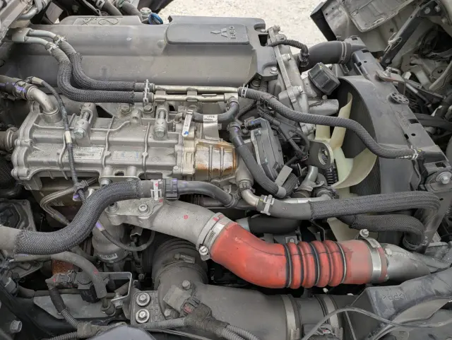 三菱 キャンター TPG-FBA20(2WD)の写真39