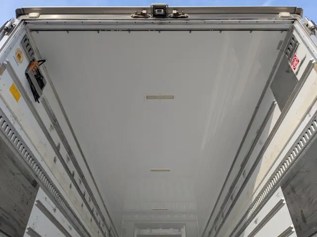 三菱 ファイター 2KG-FK62FZ(2WD)の写真11