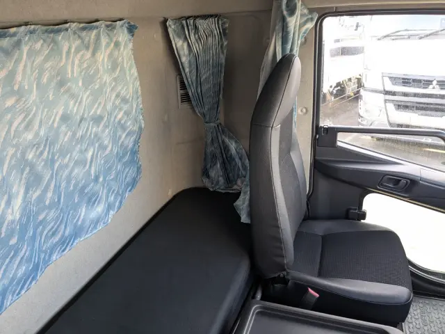 三菱 ファイター 2KG-FK62FZ(2WD)の写真38