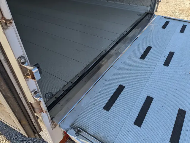 日野 レンジャー QKG-FE7JUAG(2WD)の写真12