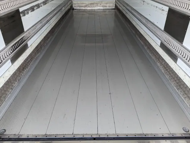 日野 レンジャー QKG-FE7JUAG(2WD)の写真16