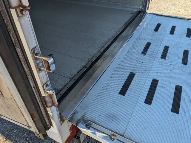 日野 レンジャー QKG-FE7JUAG(2WD)の写真13