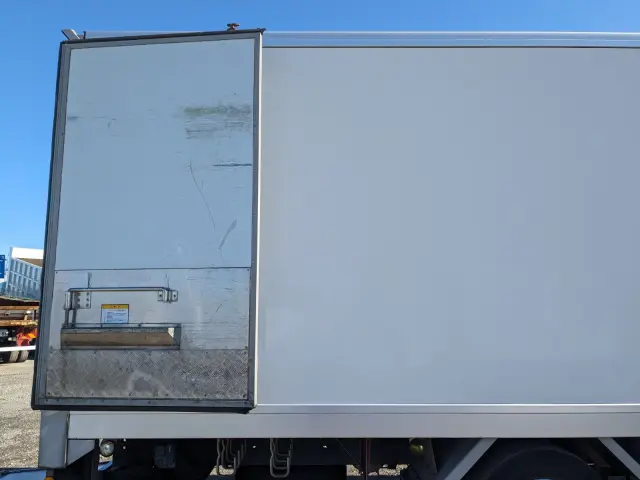 日野 レンジャー QKG-FE7JUAG(2WD)の写真32