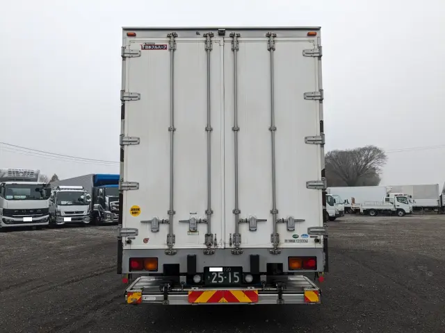 三菱 スーパーグレート QPG-FS64VZ(8x4)の写真6