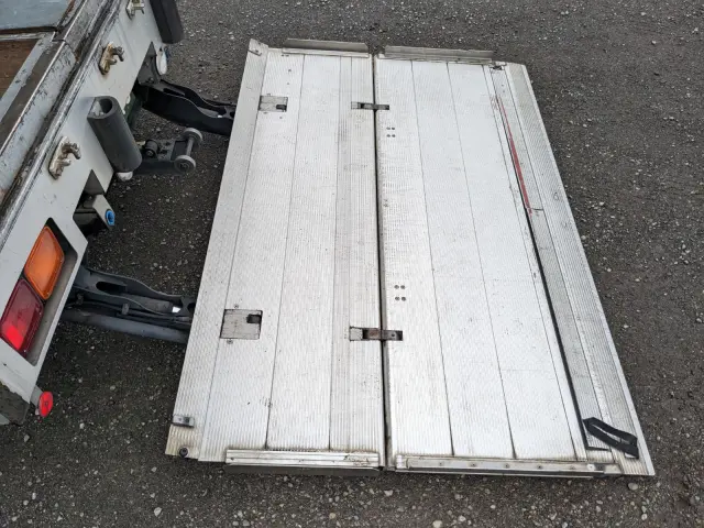 三菱 スーパーグレート QPG-FS64VZ(8x4)の写真11