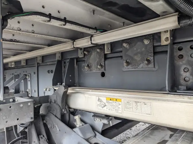 三菱 スーパーグレート QPG-FS64VZ(8x4)の写真26