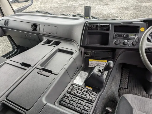 三菱 スーパーグレート QPG-FS64VZ(8x4)の写真40