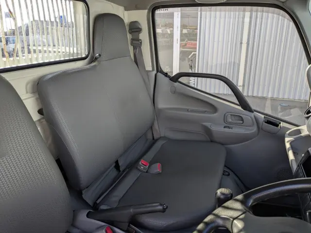日野 デュトロ TKG-XZU620T(2WD)の写真37