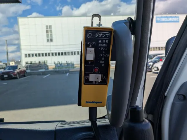 日野 デュトロ TKG-XZU620T(2WD)の写真40