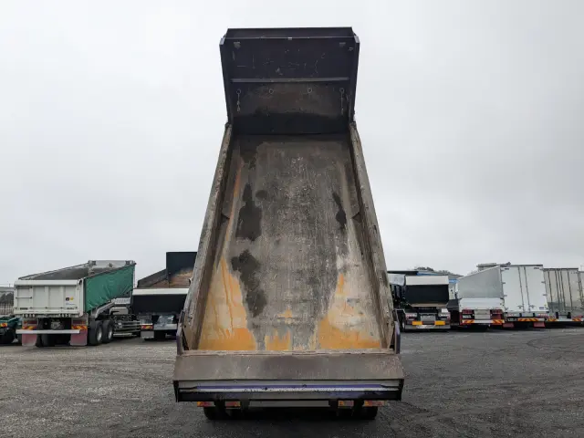 三菱 スーパーグレート QKG-FV60VX(6x4)の写真9