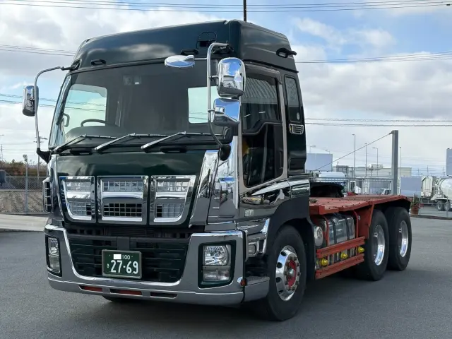 いすゞ ギガ QDG-EXZ52AJ(6x4)の写真1