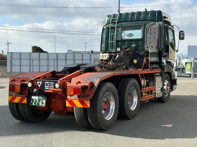 いすゞ ギガ QDG-EXZ52AJ(6x4)の写真5