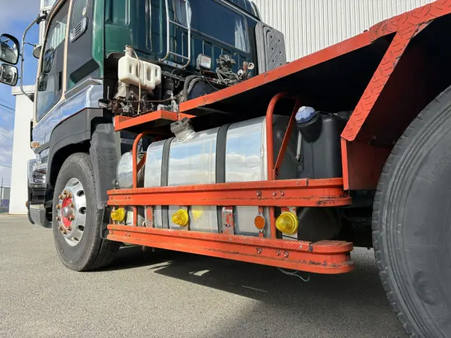 いすゞ ギガ QDG-EXZ52AJ(6x4)の写真10