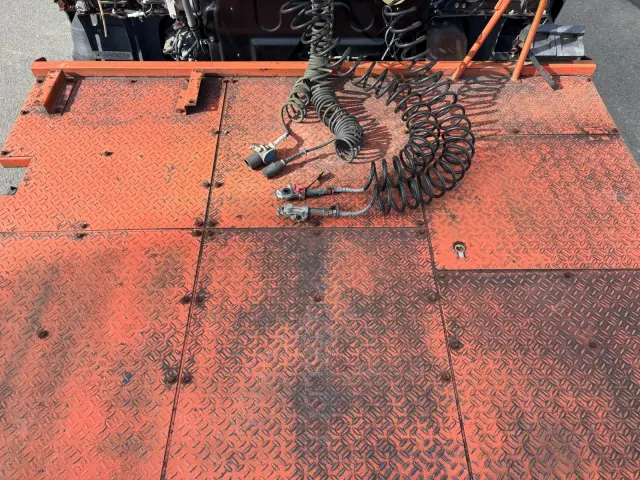 いすゞ ギガ QDG-EXZ52AJ(6x4)の写真18