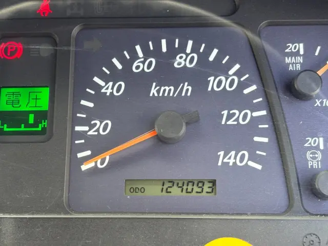 いすゞ ギガ QDG-EXZ52AJ(6x4)の写真21