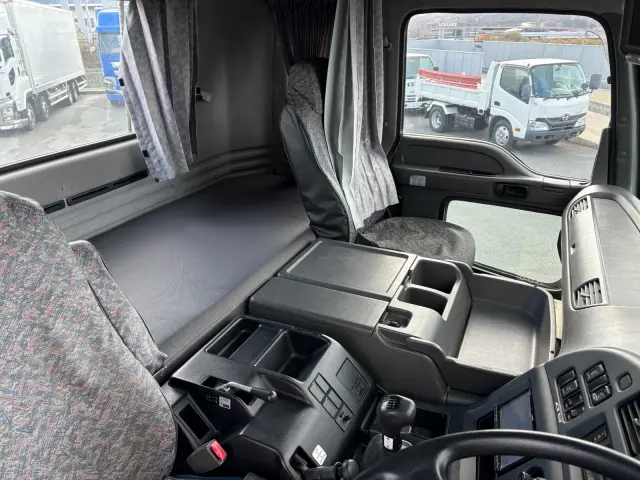 いすゞ ギガ QDG-EXZ52AJ(6x4)の写真26