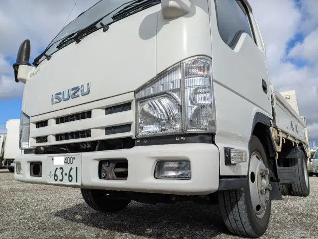 いすゞ エルフ TKG-NKR85A(2WD)の写真5