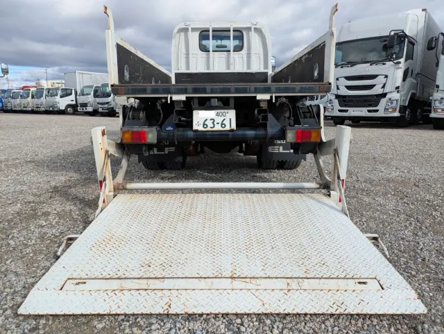 いすゞ エルフ TKG-NKR85A(2WD)の写真11