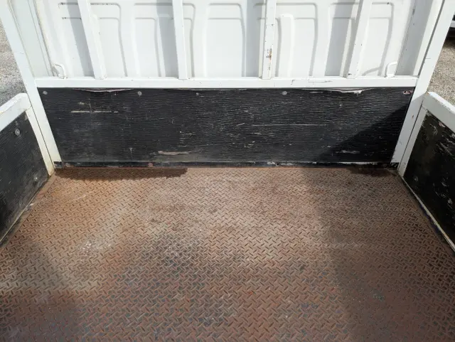 いすゞ エルフ TKG-NKR85A(2WD)の写真14