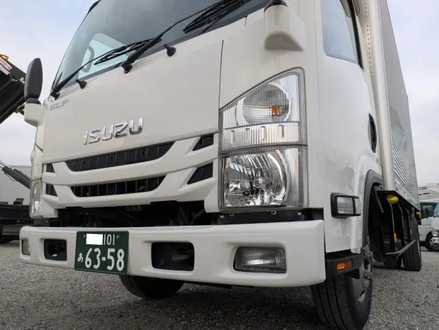 いすゞ エルフ TRG-NMR85AN(2WD)の写真5