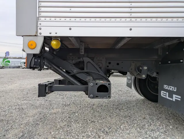 いすゞ エルフ TRG-NMR85AN(2WD)の写真29