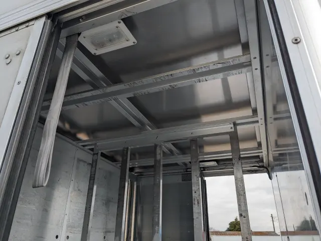 日野 デュトロ TKG-XZU650M(2WD)の写真27