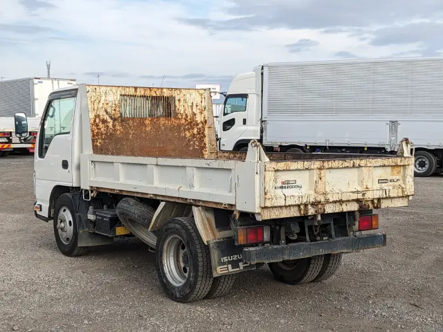 いすゞ エルフ TPG-NJR85AD(2WD)の写真4