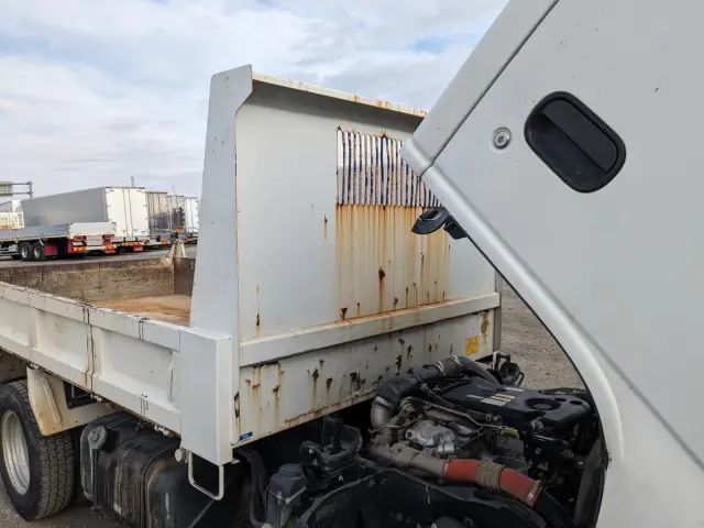 いすゞ エルフ TPG-NJR85AD(2WD)の写真47